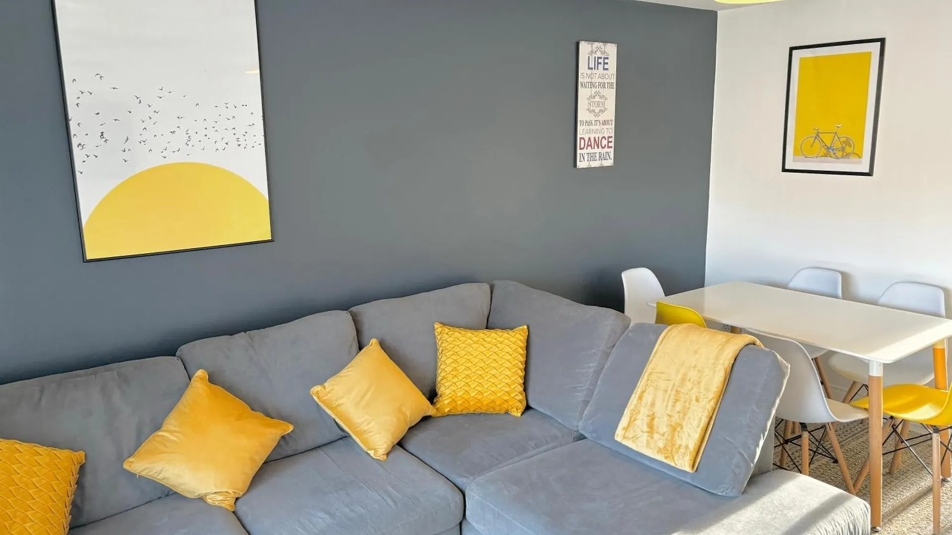 Appartamento Ardenlee - Stylish 3 Bed Apt Close To City, Parking And Wifi Belfast
